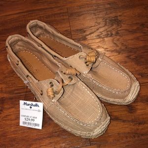 Tan Sperry Top-Sider shoes